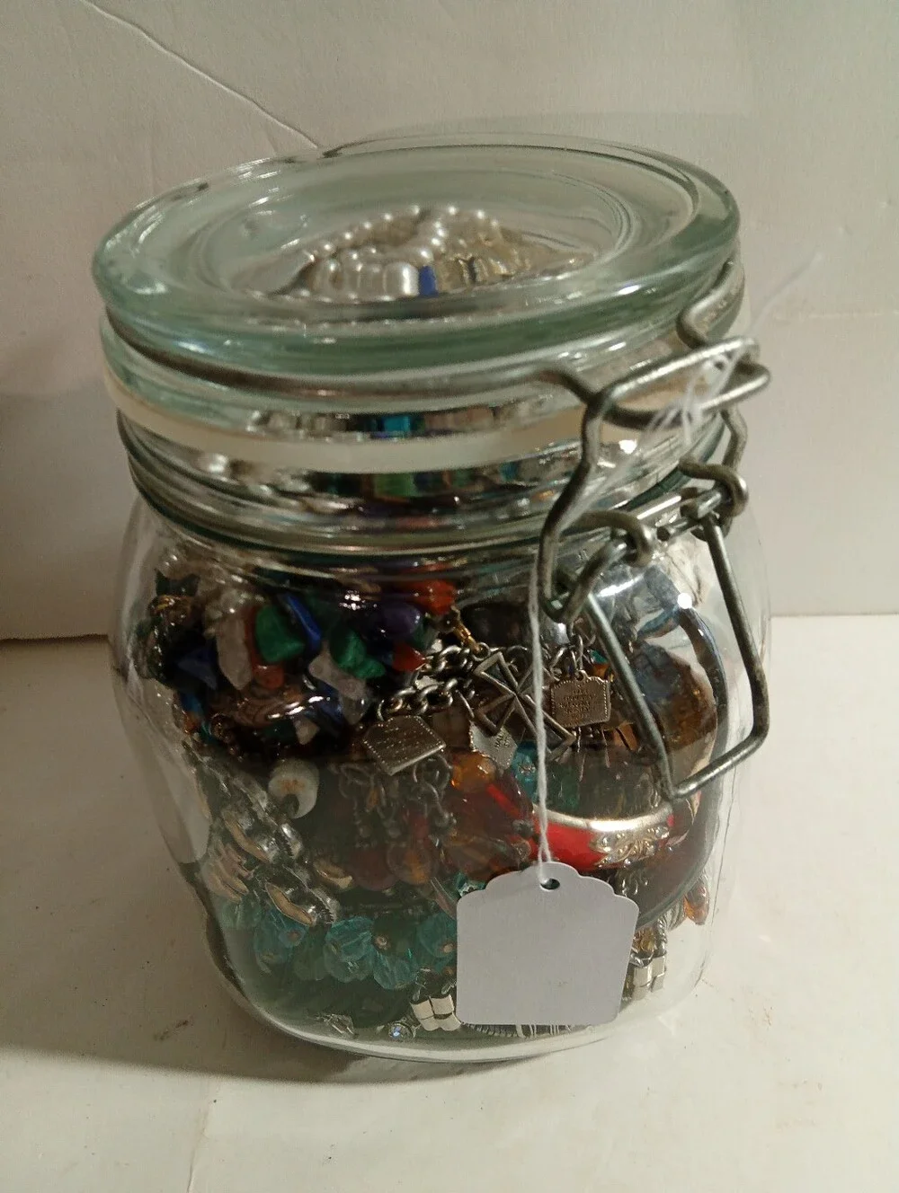 N/A clear jar